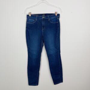 NYDJ Ami Skinny Jeans Medium Wash Size 8 Womens